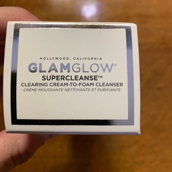 Price Drop, Was $50!!GLAM GLOW BUNDLE!!! - Picture 9 of 12